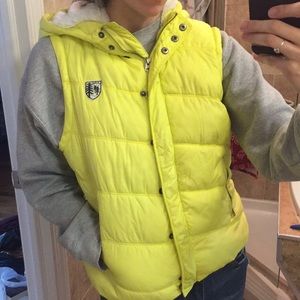 American Eagle Yellow Vest